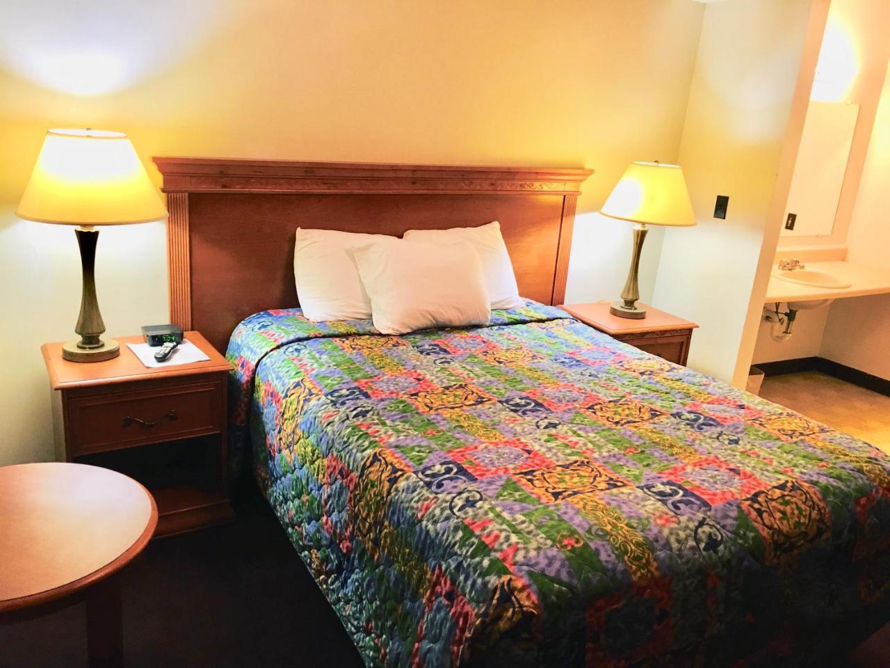 North Country American Inn Kalkaska Esterno foto