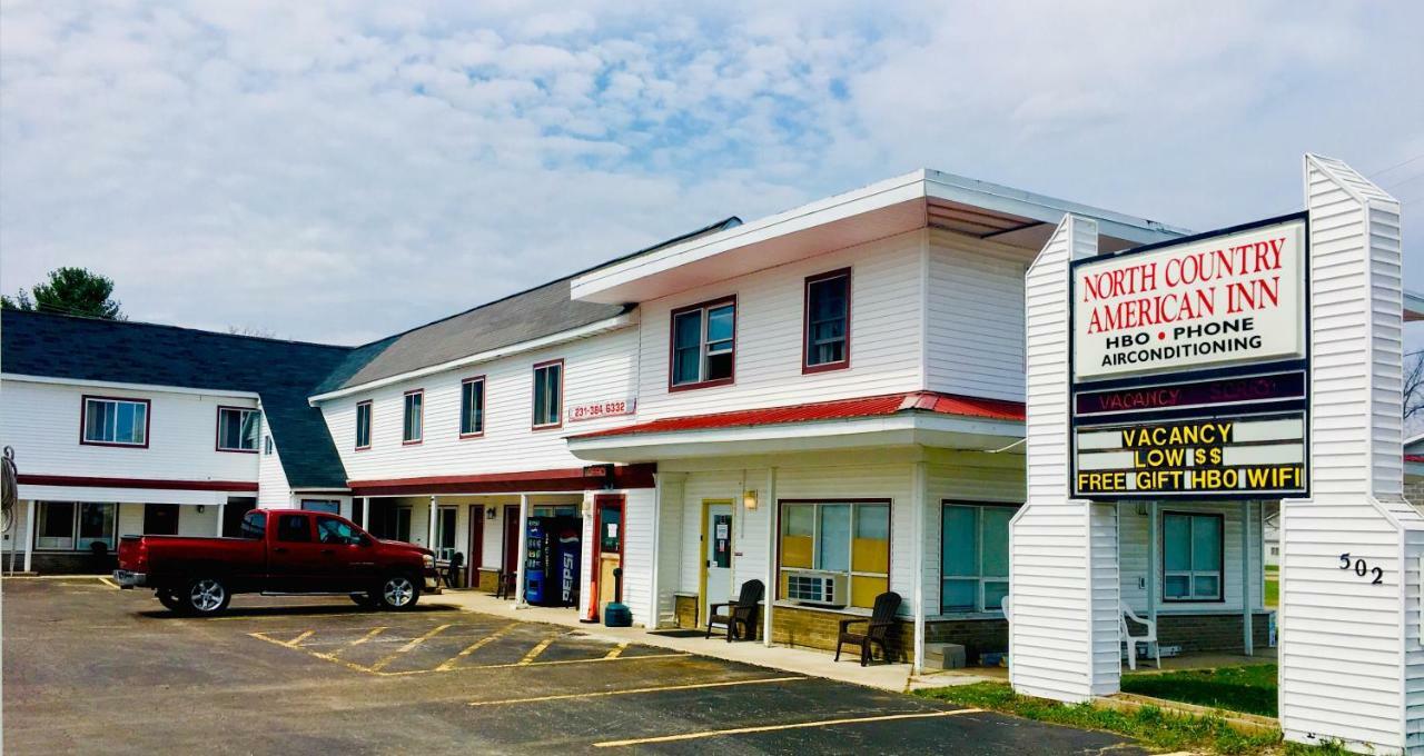 North Country American Inn Kalkaska Esterno foto